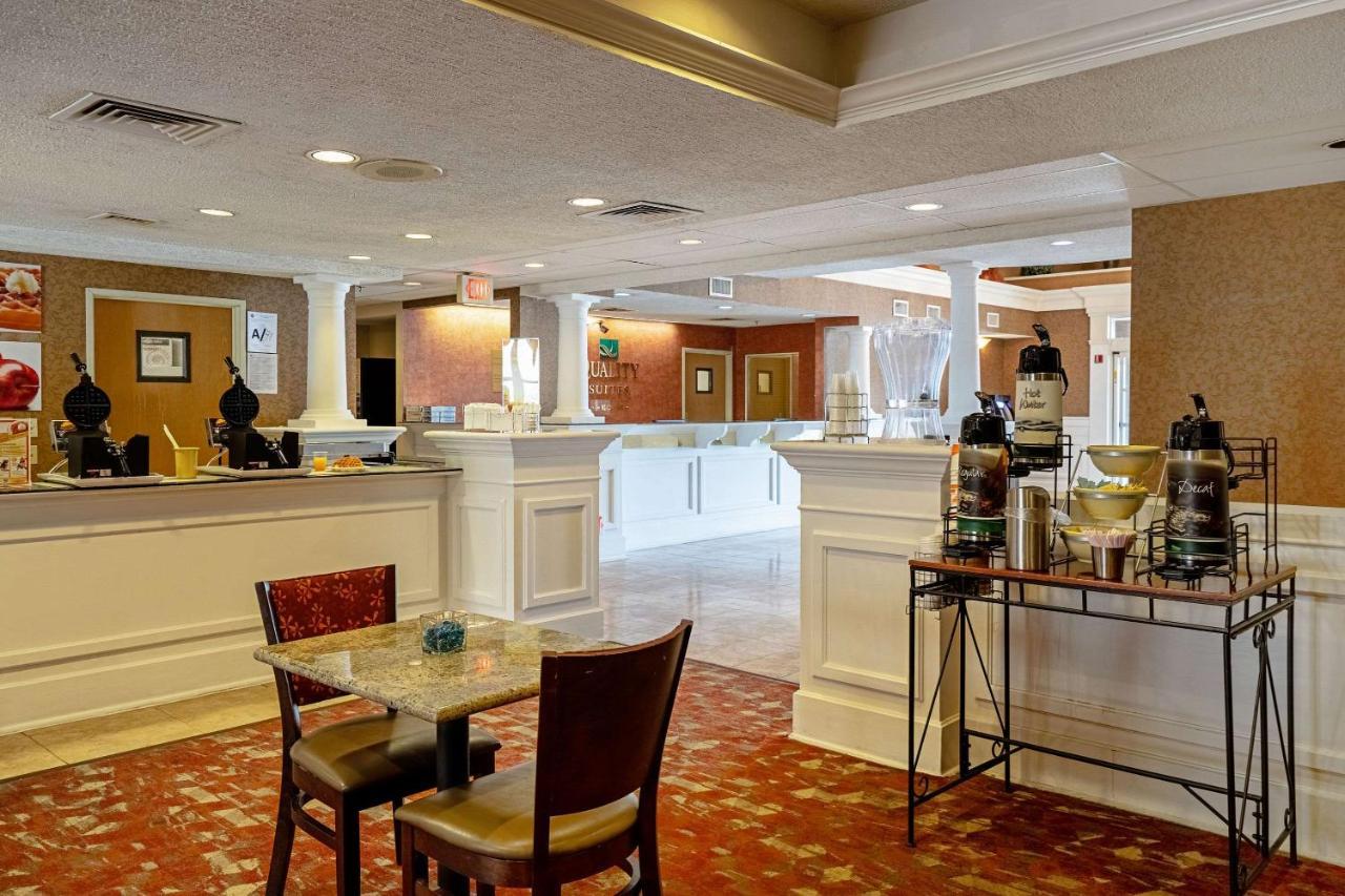 Quality Suites San Antonio Northeast Eksteriør billede