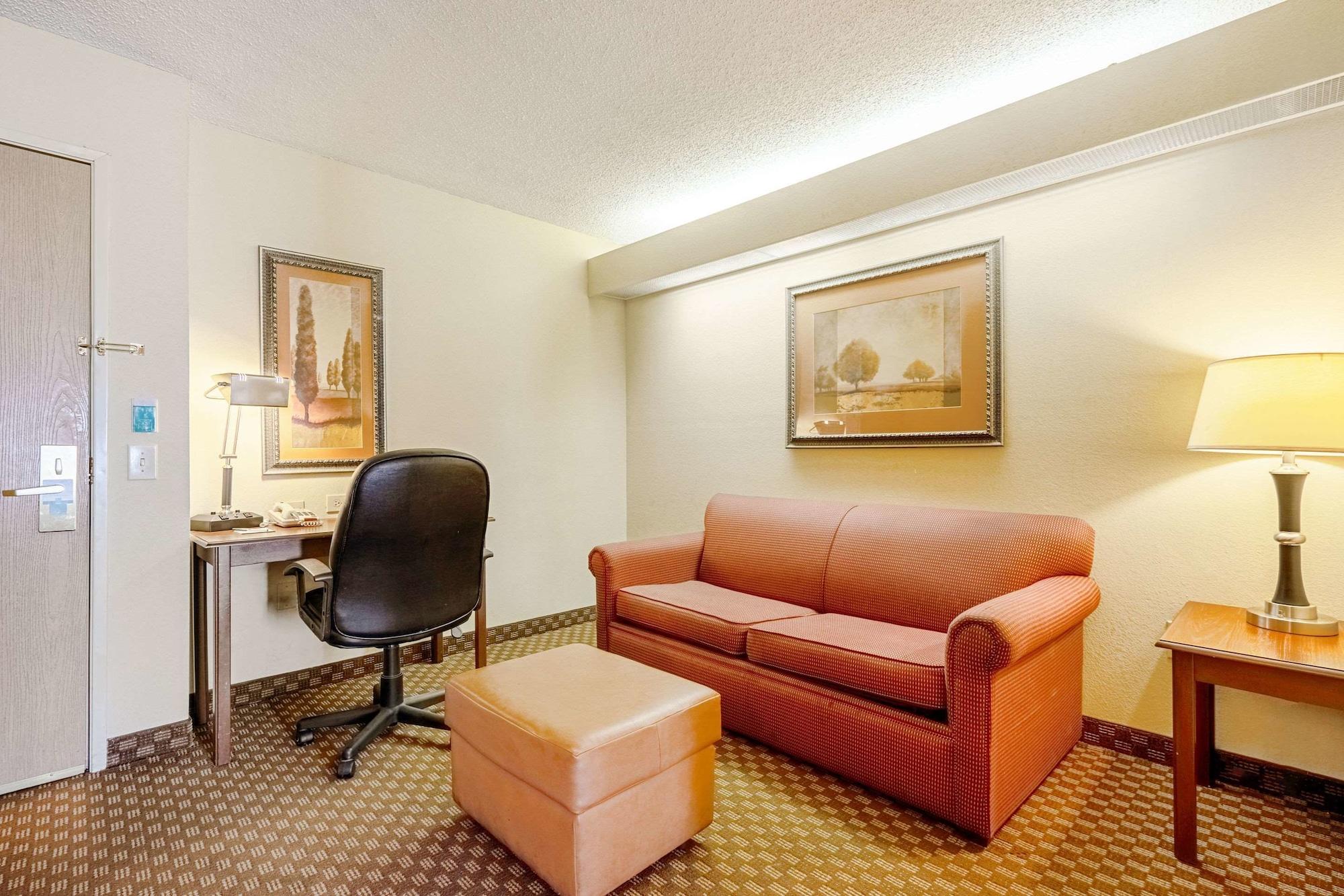 Quality Suites San Antonio Northeast Eksteriør billede
